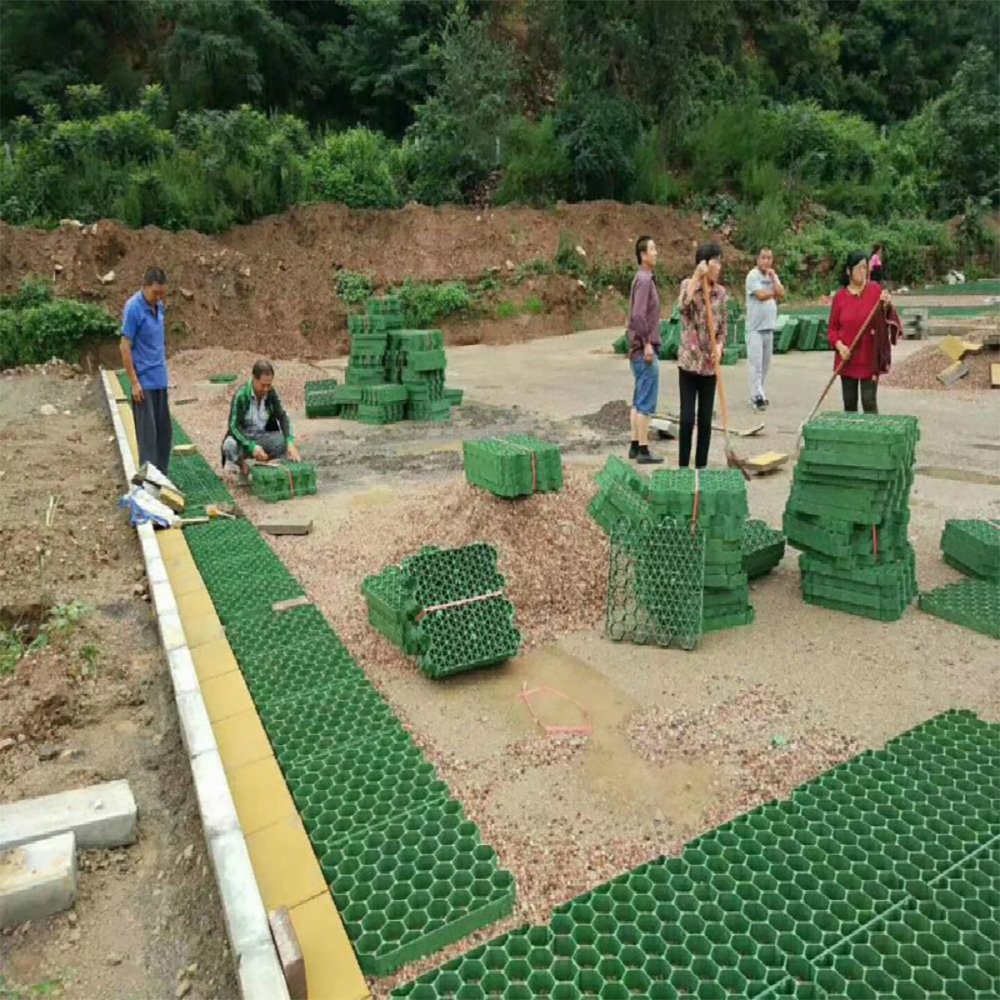 What Is a Grass Grid?