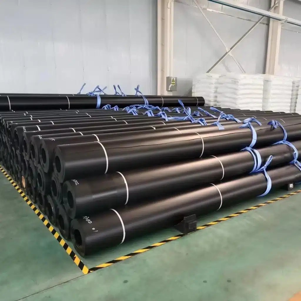 What is the difference between HDPE geomembrane and LLDPE geomembrane?