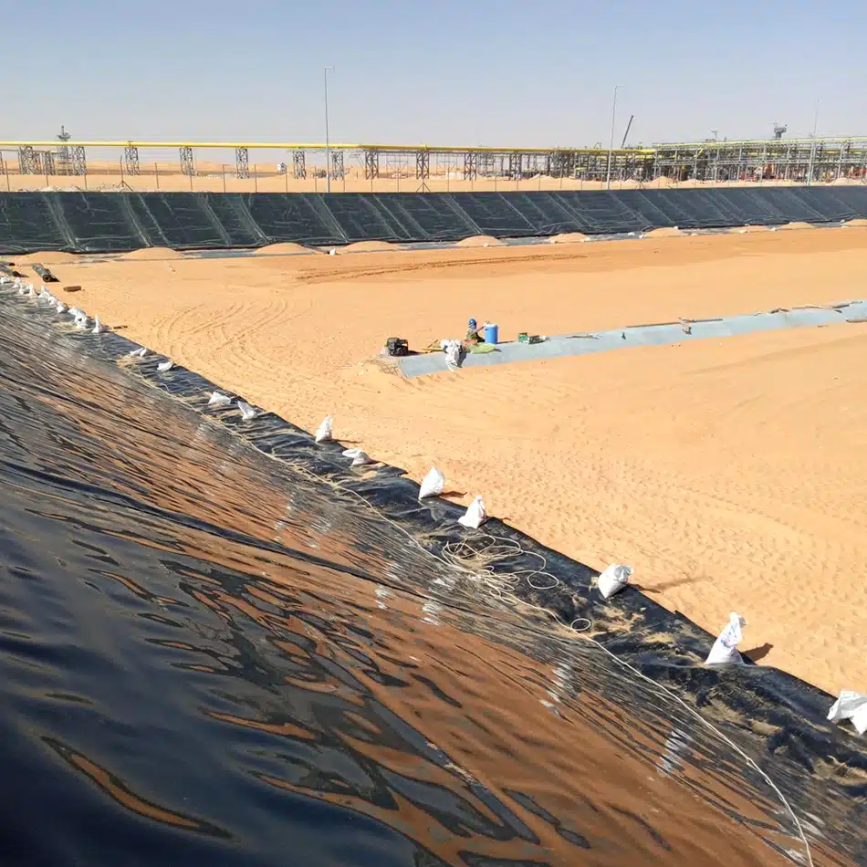 How to choose, LLDPE geomembrane or HDPE geomembrane?