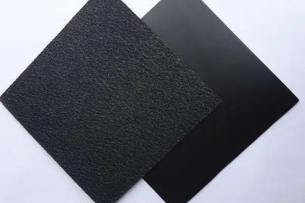 HDPE geomembrane panels for seam and chemical-containment quality discussion